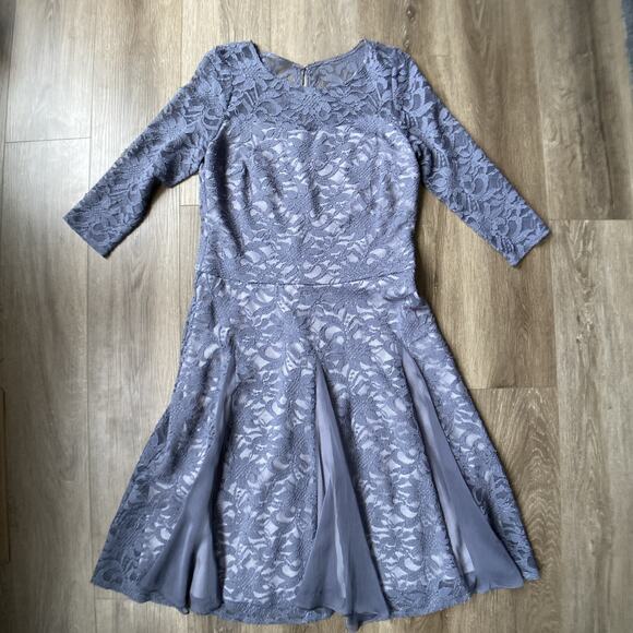 Sangria Fit & Flare Dress Women Sz 12 Gray Lace Overlay Wedding - Picture 1 of 11